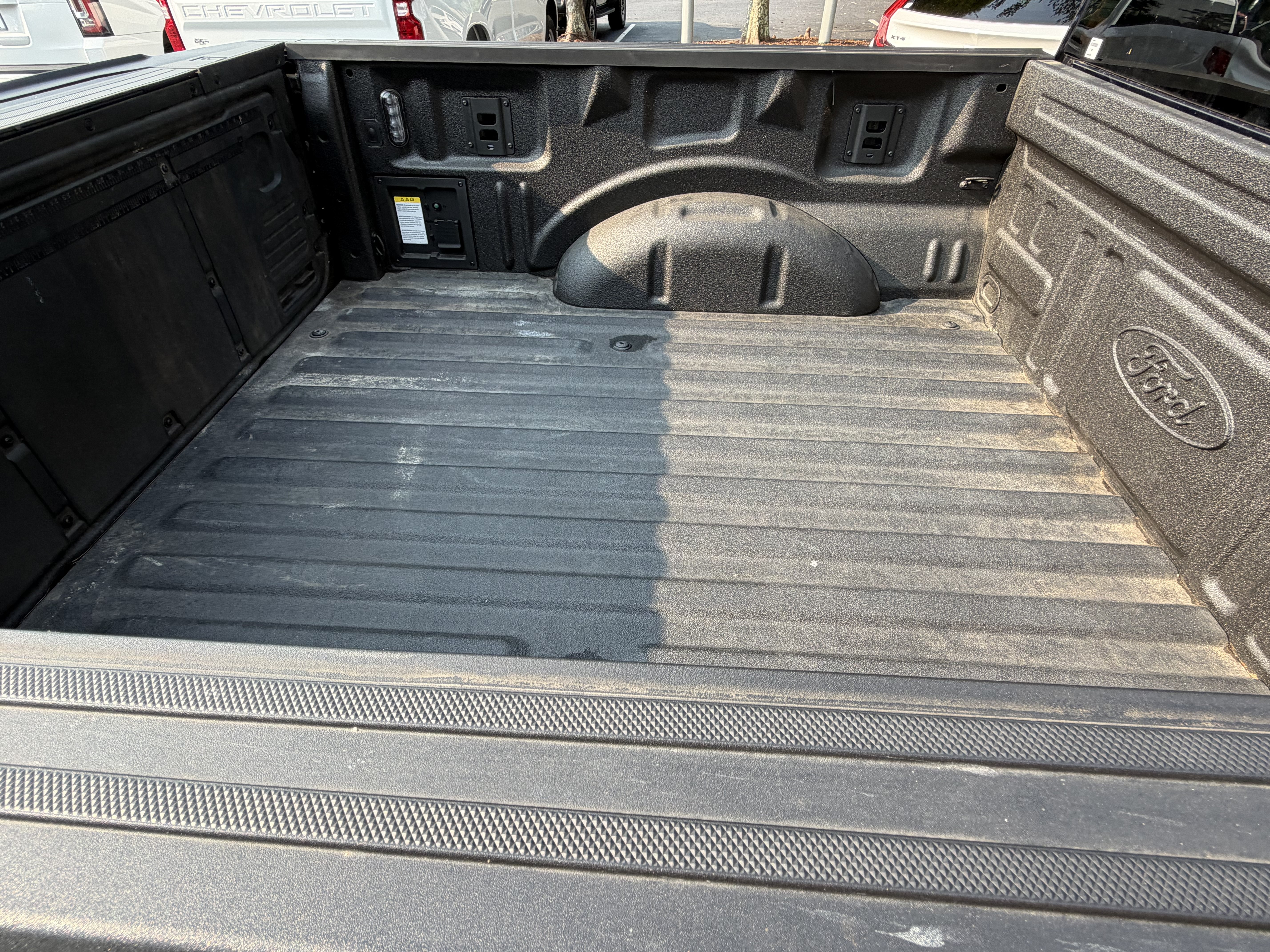 Used 2025 Ford F150 Raptor AWD/4WD image 47