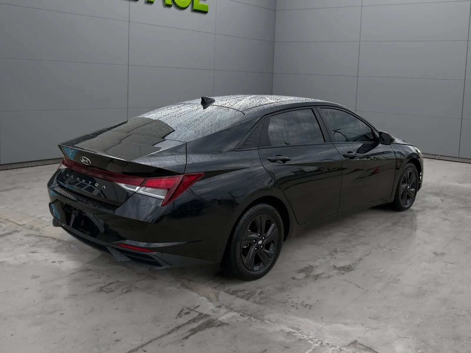 Used 2021 Hyundai Elantra SEL FWD image 12