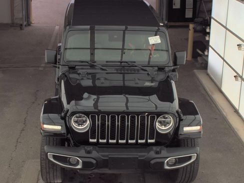 Used 2021 Jeep Wrangler Unlimited Sahara w/ Cold Weather Group image 3