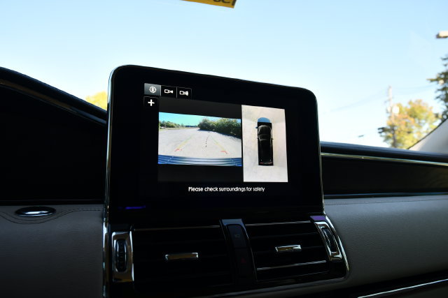 Used 2019 Lincoln Navigator Reserve AWD/4WD image 18