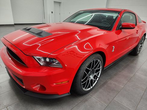 Used 2011 Ford Mustang Shelby GT500 w/ SVT Performance Pkg RWD image 7