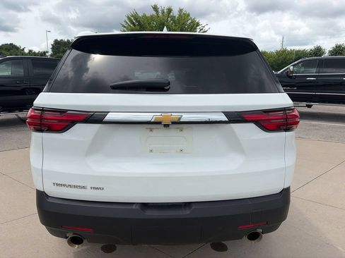 Used 2023 Chevrolet Traverse LS AWD/4WD image 13
