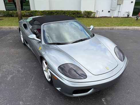 Used 2004 Ferrari 360 Spider image 14