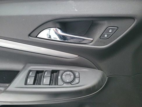 Used 2023 Chevrolet Bolt EUV LT w/ Convenience Package image 21