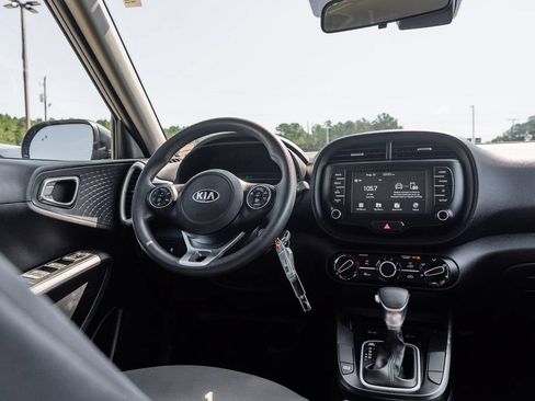 Used 2021 Kia Soul S FWD image 30