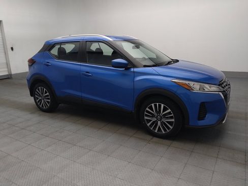 Used 2021 Nissan Kicks SV FWD image 11