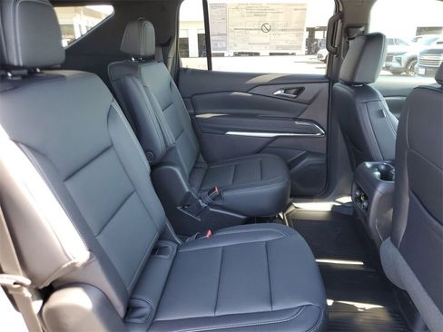 New 2026 Chevrolet Traverse LT w/ Driver Confidence Package image 28