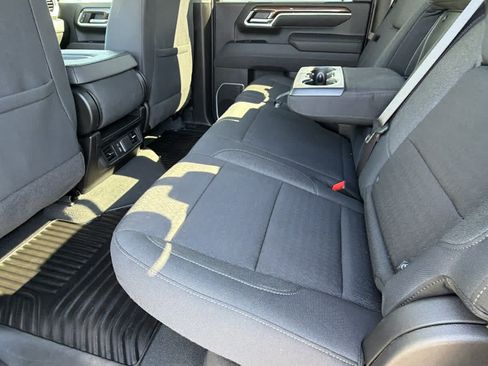 Used 2025 Chevrolet Silverado 3500 LT AWD/4WD image 24