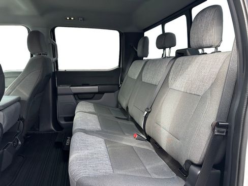 Used 2022 Ford F150 XLT w/ Trailer Tow Package image 10