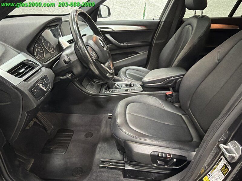 Used 2017 BMW X1 xDrive28i AWD/4WD image 23