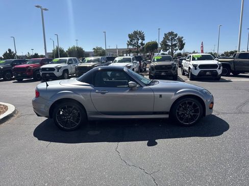 Used 2015 MAZDA MX-5 Miata Club RWD image 5