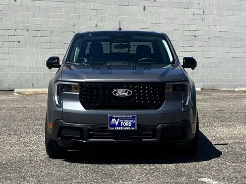 New 2025 Ford Maverick Lariat w/ Black Appearance Package image 9