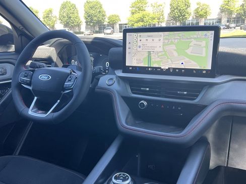 New 2026 Ford Explorer ST RWD image 3