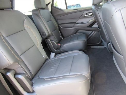 Certified 2021 Chevrolet Traverse RS image 28
