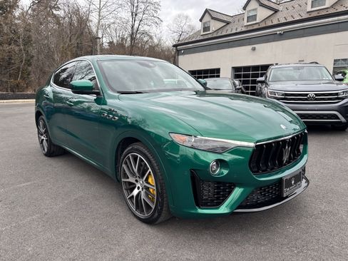 Used 2022 Maserati Levante Modena AWD/4WD image 6