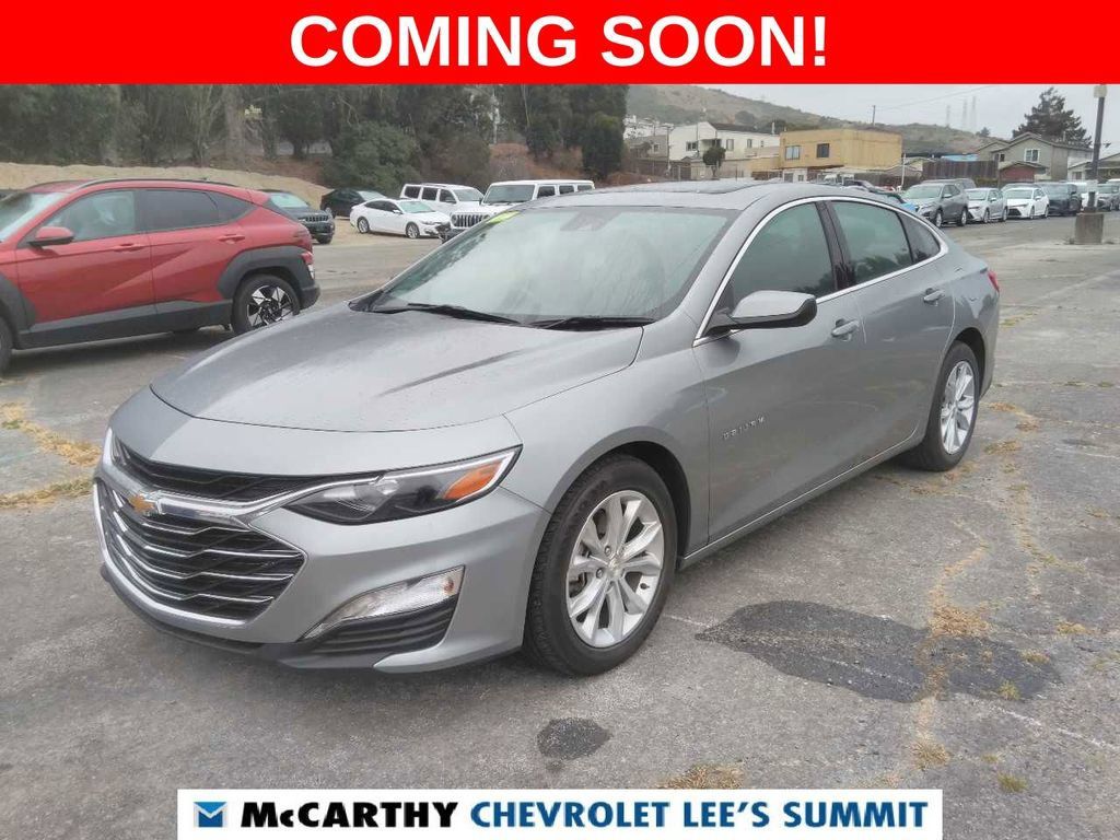 Used 2024 Chevrolet Malibu LT FWD image 1