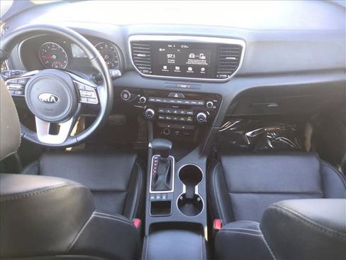 Used 2021 Kia Sportage EX AWD/4WD image 16