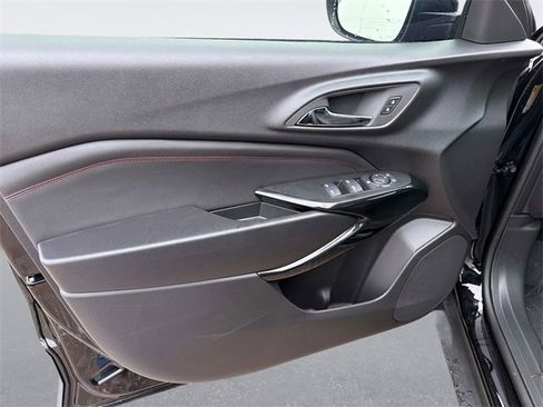 New 2026 Chevrolet Trax RS w/ Sunroof Package image 18