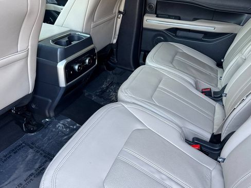 Used 2024 Ford Expedition Max Limited RWD image 14