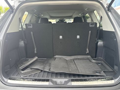 Certified 2026 Toyota Grand Highlander FWD image 10