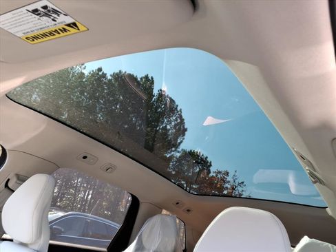 New 2025 Volvo EX90 Ultra w/ Protection Package Premier image 12