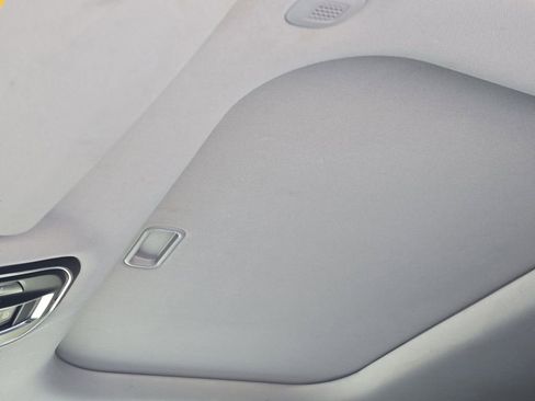 Certified 2023 Jeep Grand Cherokee Laredo w/ Luxury Tech Group I image 20