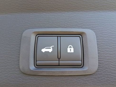 New 2025 Mitsubishi Outlander SE image 14