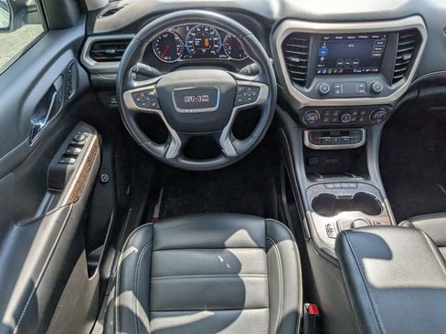 Used 2021 GMC Acadia Denali w/ Denali Technology Package FWD image 6