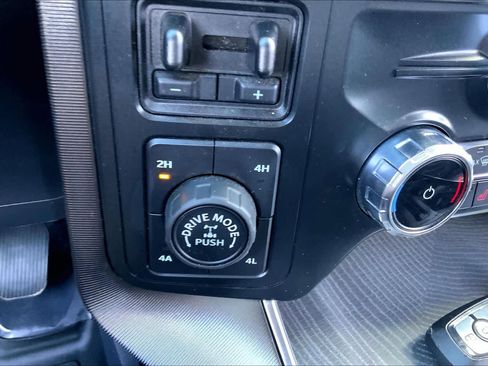 Used 2022 Ford F150 Platinum w/ Equipment Group 701A High image 30