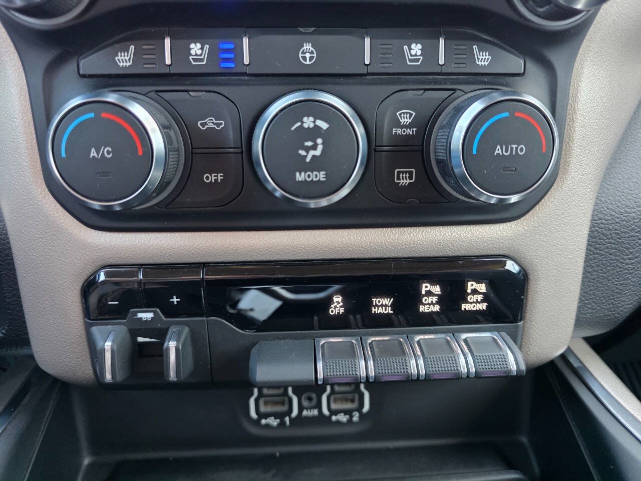 Used 2021 RAM 1500 Laramie AWD/4WD image 17