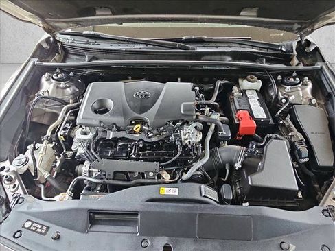 Used 2024 Toyota Camry XLE FWD image 22