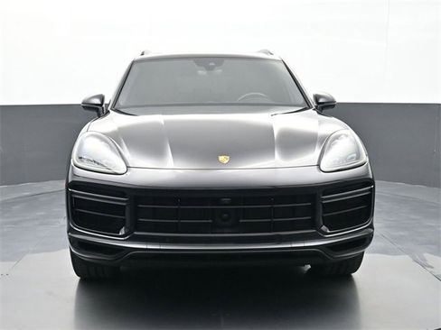 Used 2022 Porsche Cayenne Turbo S image 26