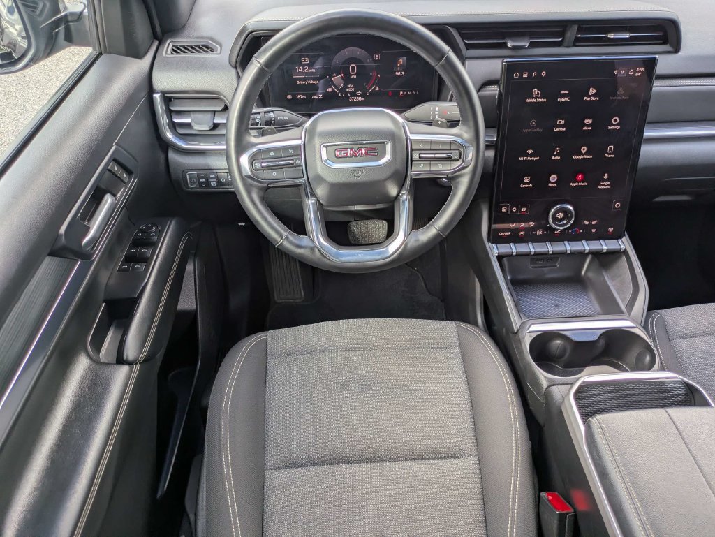 Used 2025 GMC Terrain Elevation AWD/4WD image 19