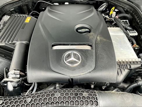 Certified 2017 Mercedes-Benz C 300 4MATIC Sedan image 33