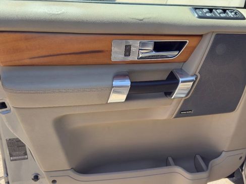 Used 2012 Land Rover LR4 HSE AWD/4WD image 29