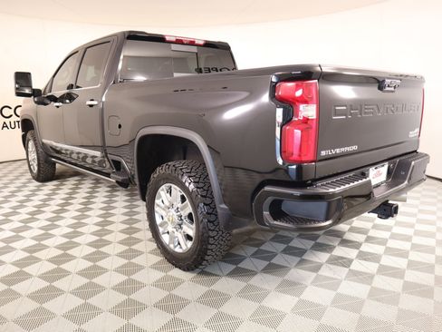 Used 2024 Chevrolet Silverado 2500 High Country w/ Technology Package image 23