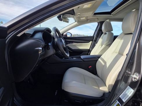 Certified 2025 MAZDA MAZDA3 s image 11