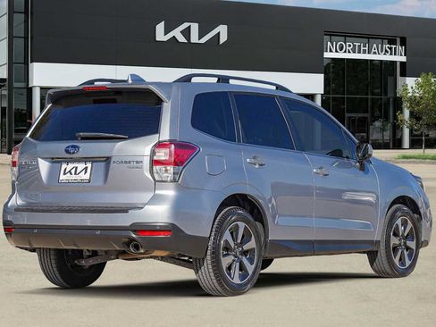 Used 2017 Subaru Forester 2.5i Limited image 6