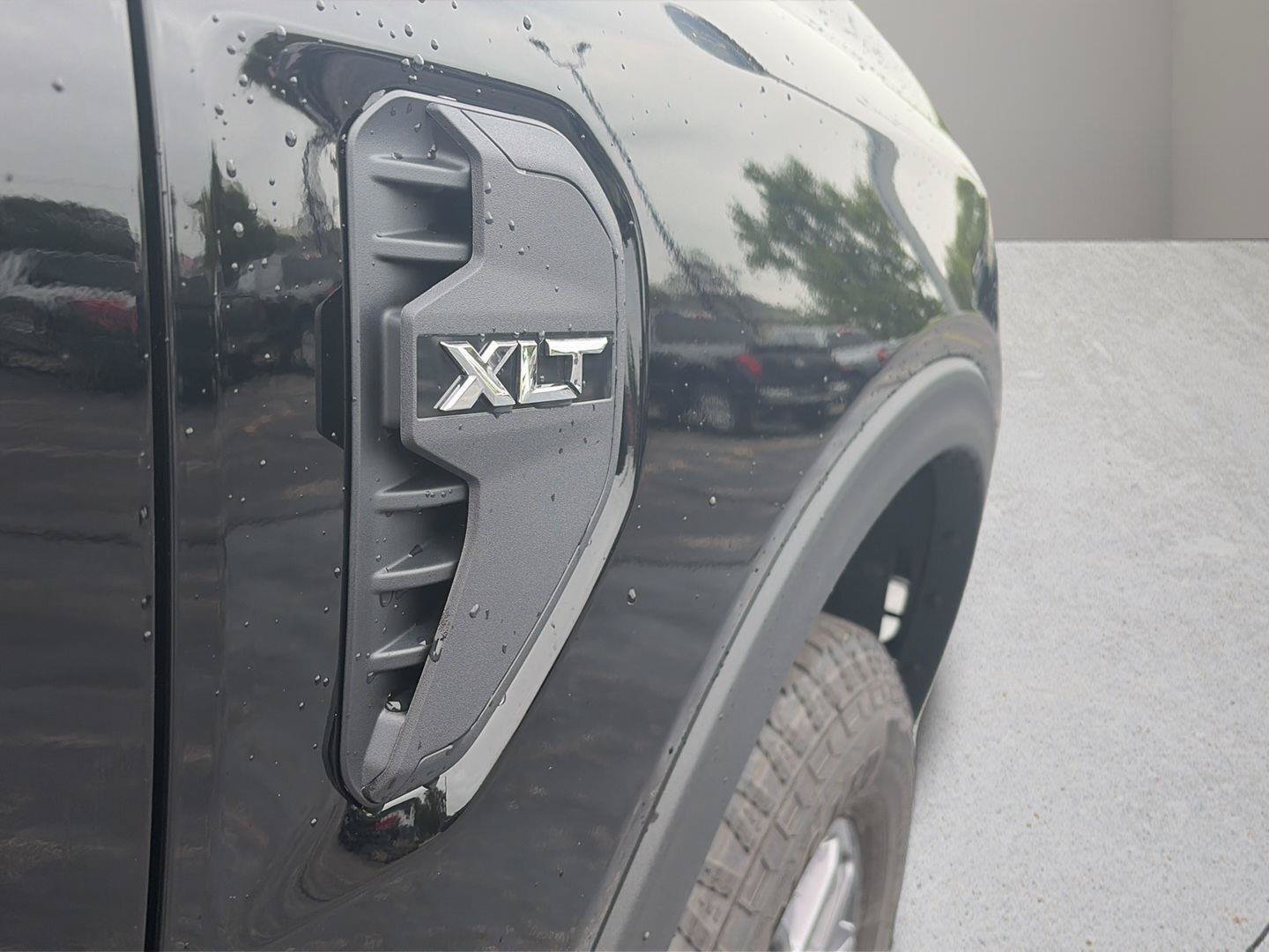 New 2026 Ford Ranger XLT w/ Equipment Group 301A High AWD/4WD image 18