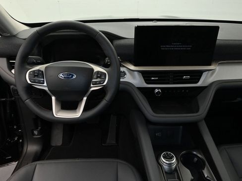 New 2026 Ford Explorer Active w/ Active Comfort Package image 17