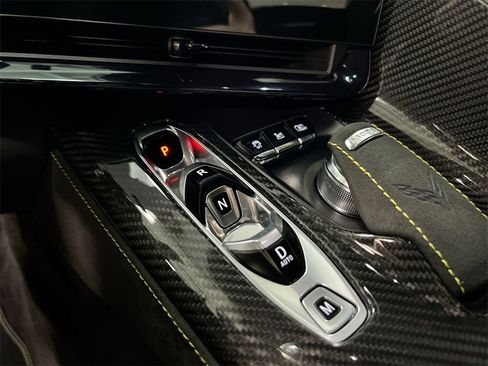 Used 2024 Chevrolet Corvette Z06 w/ Z07 Performance Package image 17