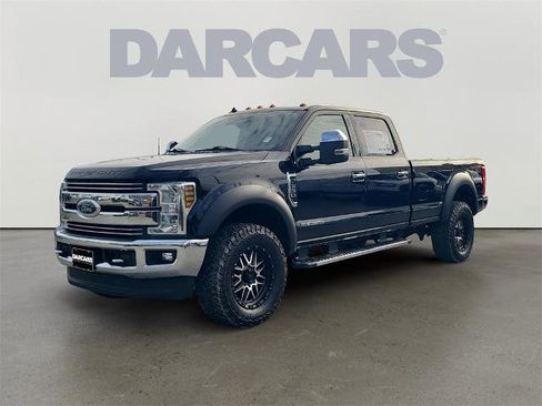 Certified 2019 Ford F350 Lariat w/ Chrome Package image 3