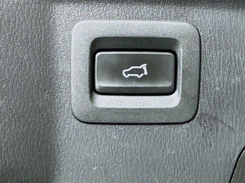 Used 2022 MAZDA CX-9 Touring image 11