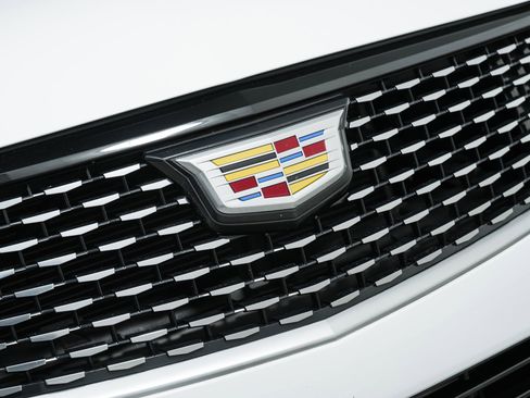 Used 2023 Cadillac CT4 Luxury image 11