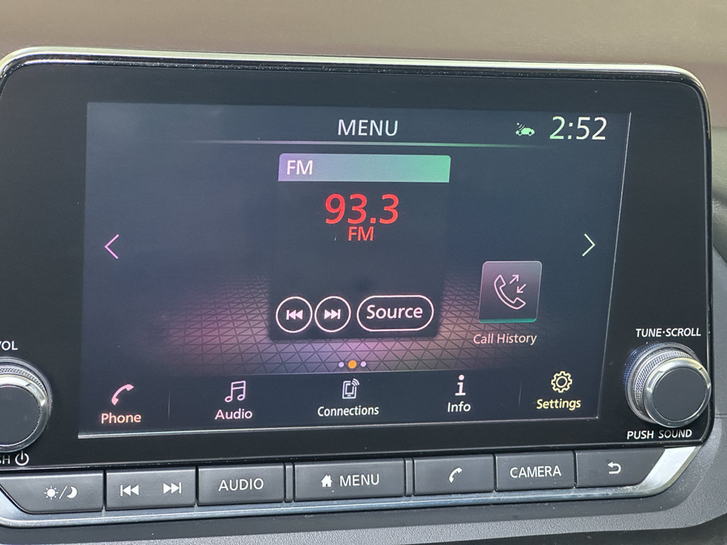 Used 2021 Nissan Rogue SV AWD/4WD image 34