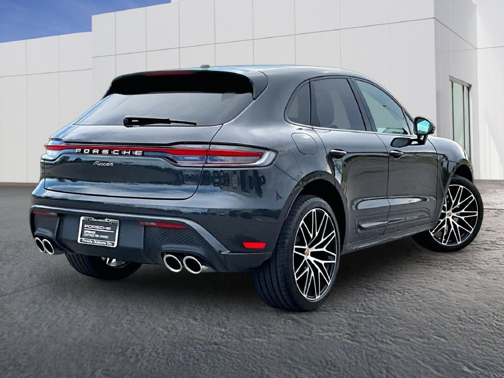 Certified 2026 Porsche Macan AWD/4WD image 7