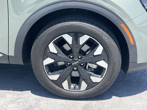 Certified 2024 Kia Sportage X-Line AWD/4WD image 13