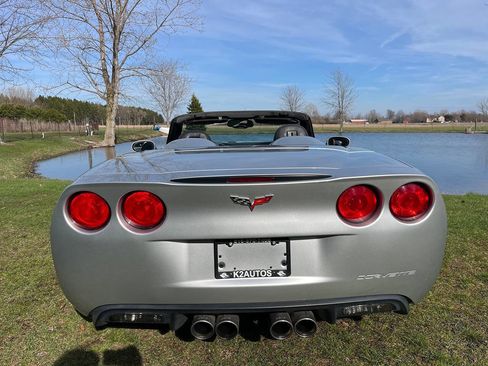 Used 2009 Chevrolet Corvette Convertible w/ Preferred Equipment Group RWD image 10