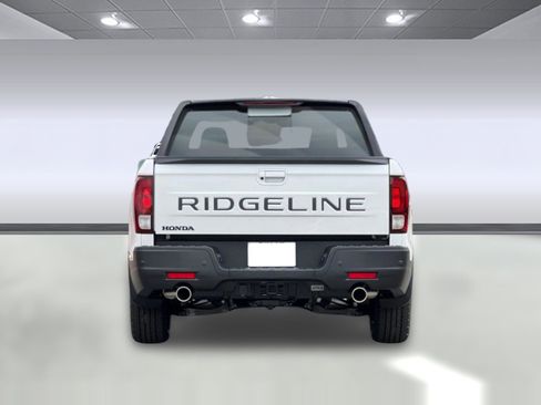 New 2026 Honda Ridgeline Black Edition image 9