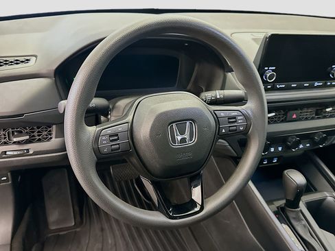 Used 2025 Honda Accord SE image 18
